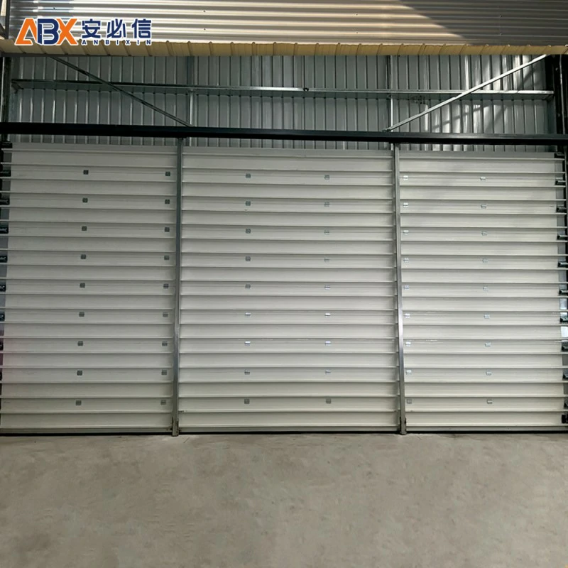 深圳分节式滑升门